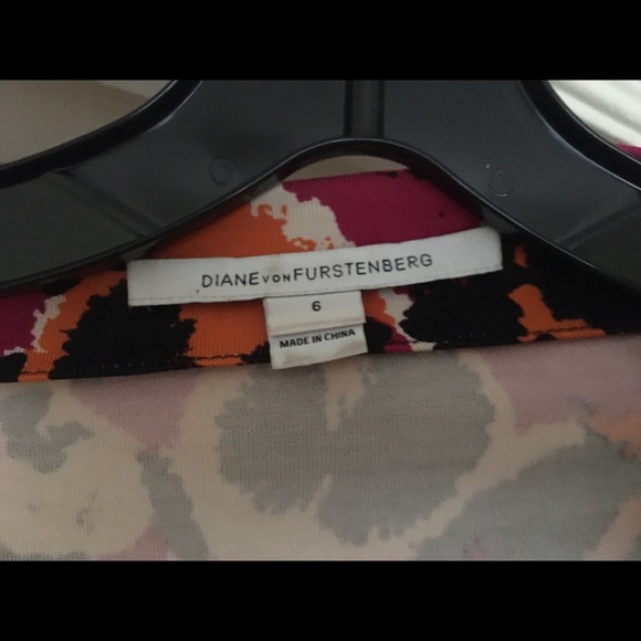 Beautiful authentic DvF Julian II dress - Picture 2 of 4